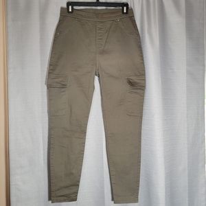 Simply Vera | Vera Wang Medium Green Pants with Pockets